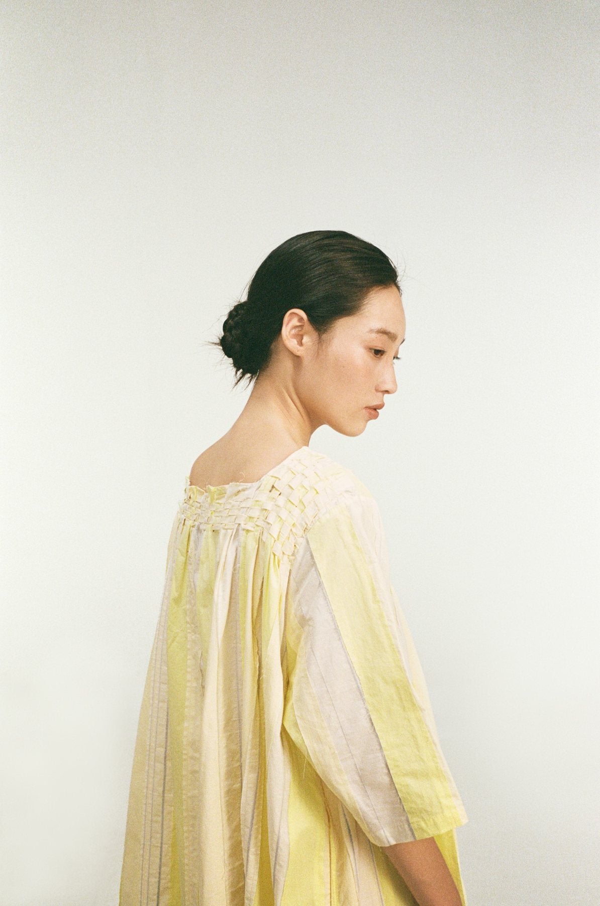 unisecon spring summer 2026 — paper and wind — lookbook photograph 35