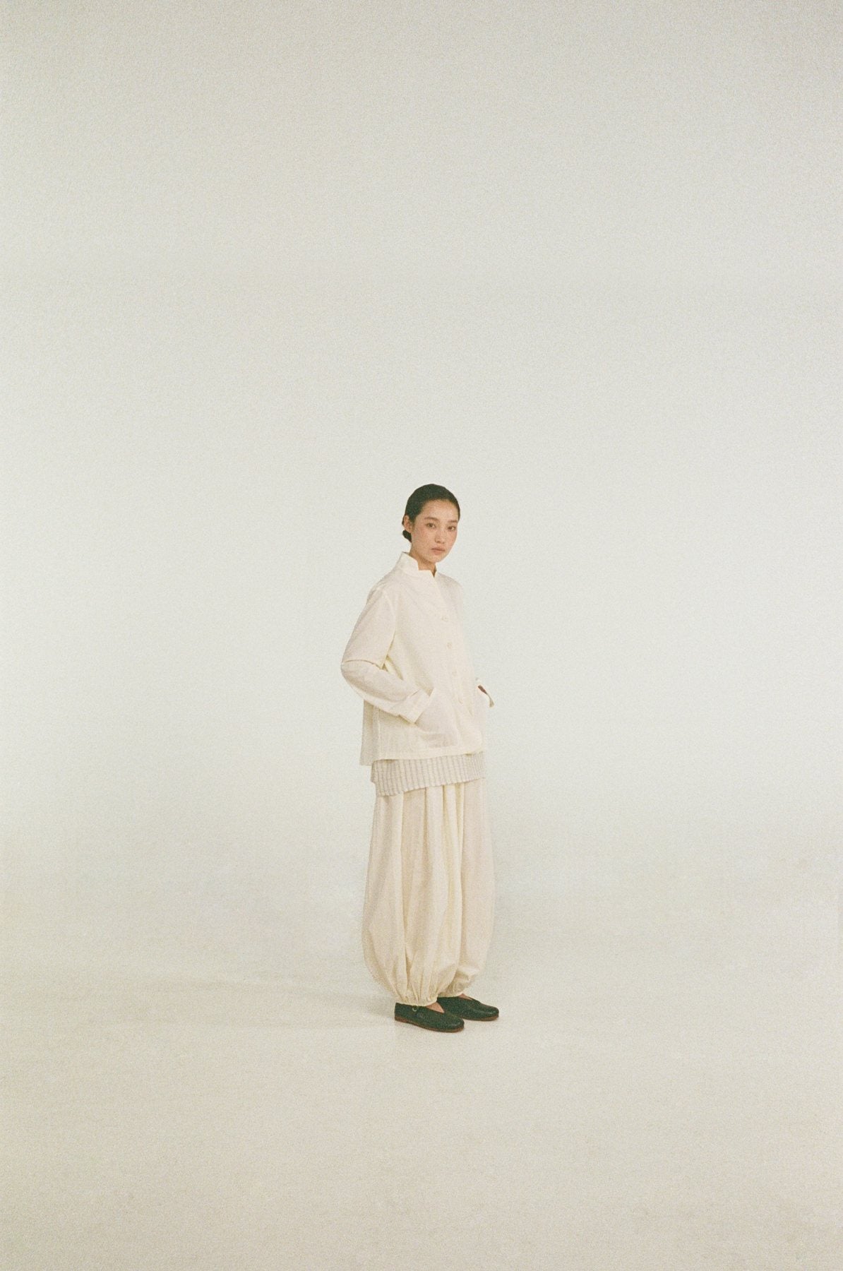 unisecon spring summer 2026 — paper and wind — lookbook photograph 42