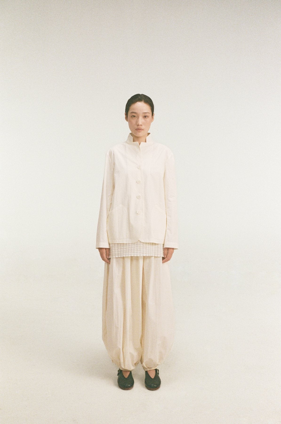 unisecon spring summer 2026 — paper and wind — lookbook photograph 43