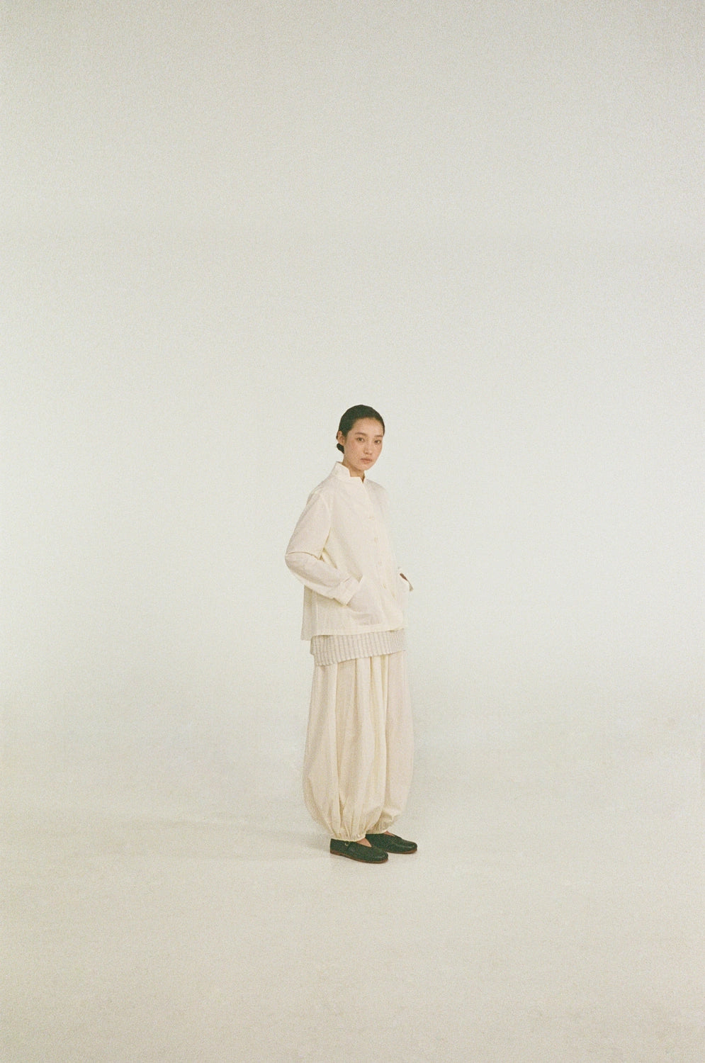 unisecon-calen-jacket-cream-full-body-whole