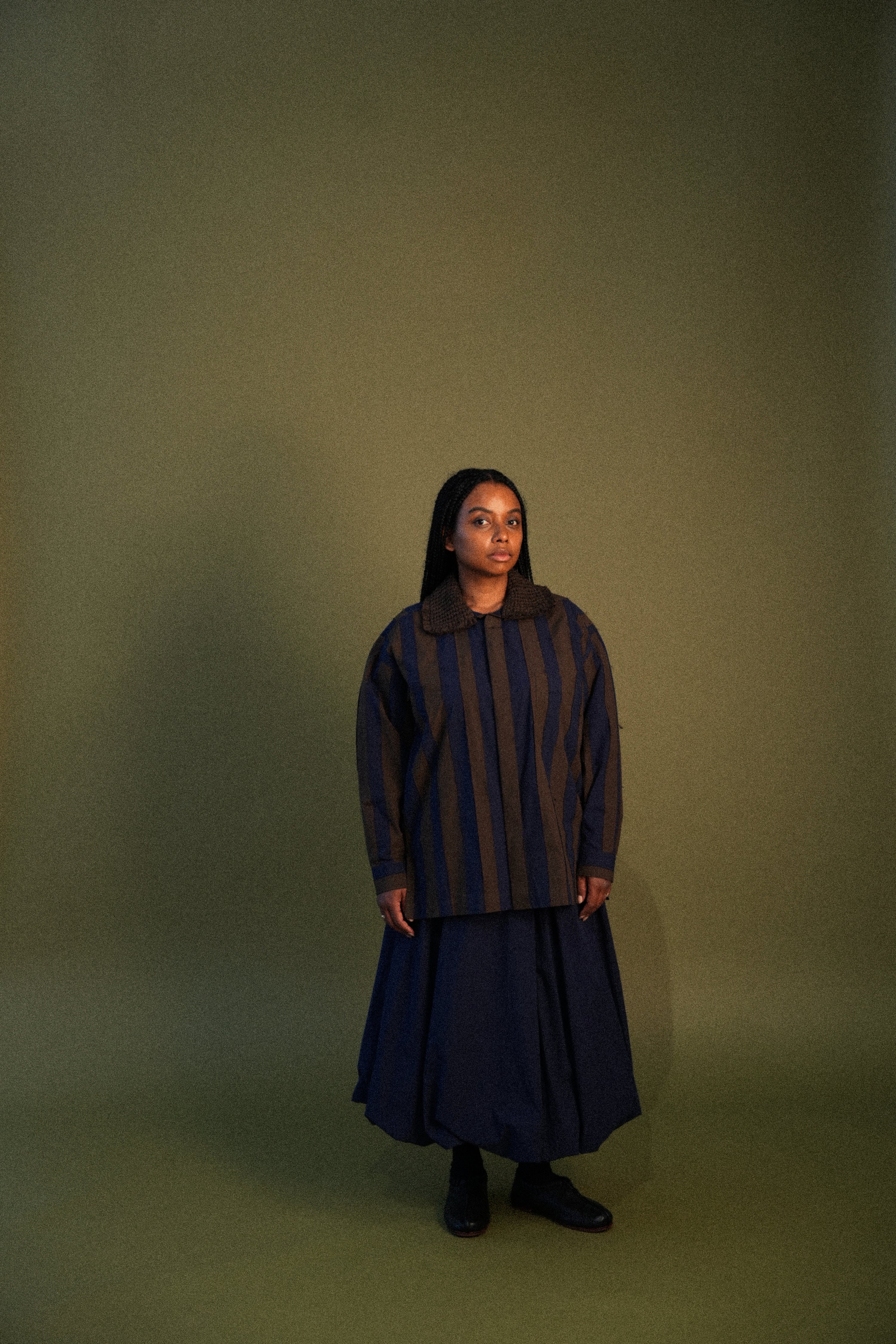 ava top - brown & blue organic cotton