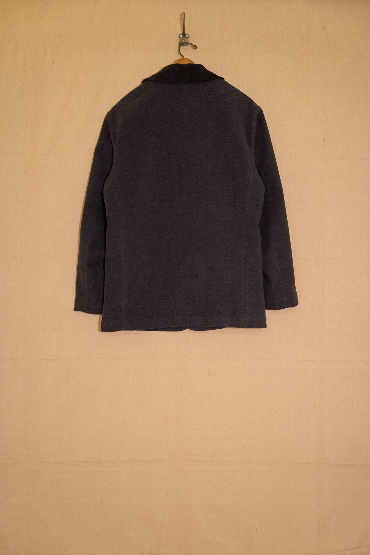 UNSIECON Ace jacket in blue detail view