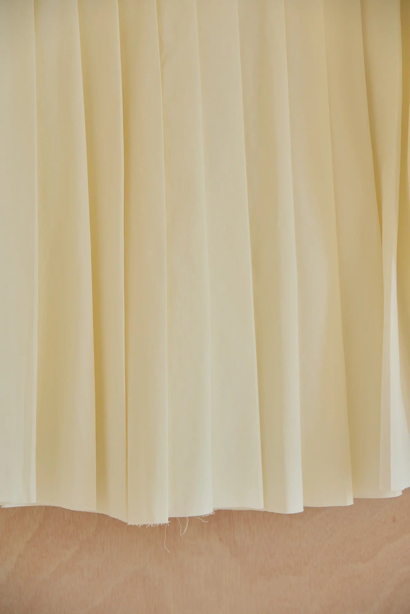 UNISECON Calen jacket in cream detail view