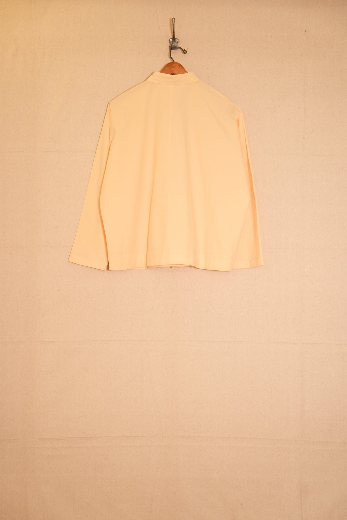 UNISECON Donna top in yellow back view