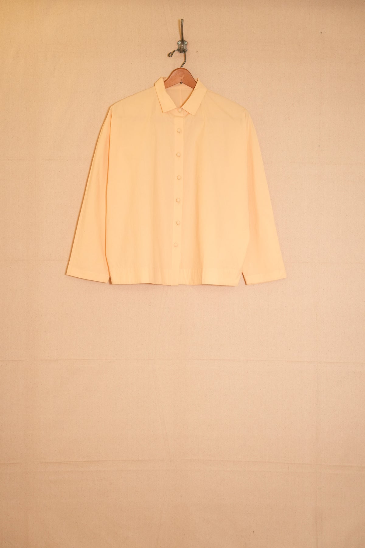 UNISECON Donna top in yellow front view