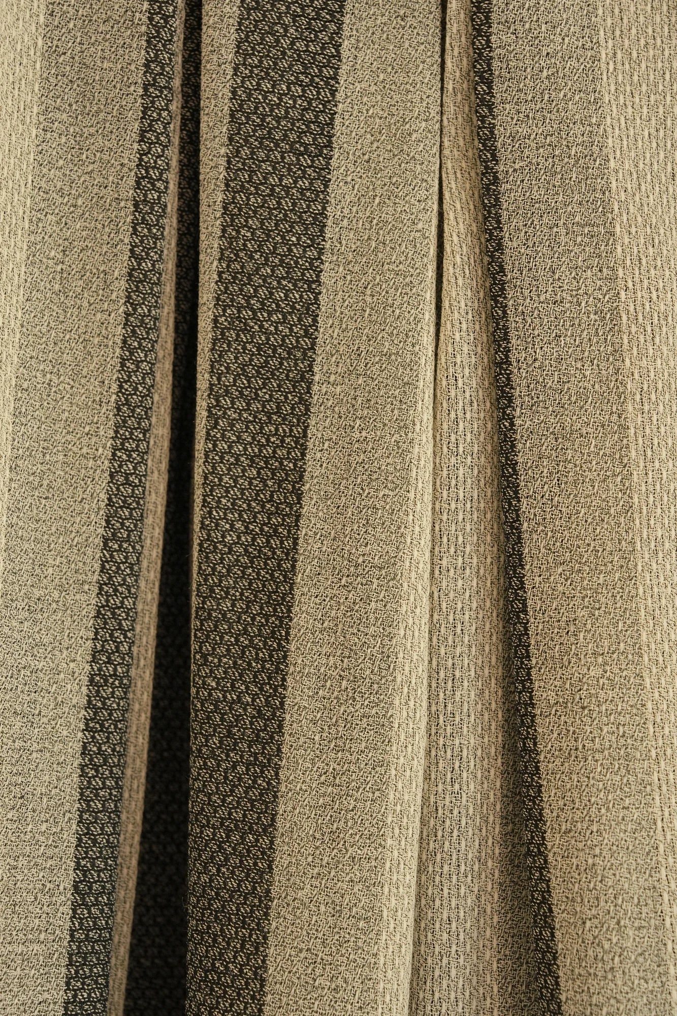 UNISECON Perla skirt in grey, detail view