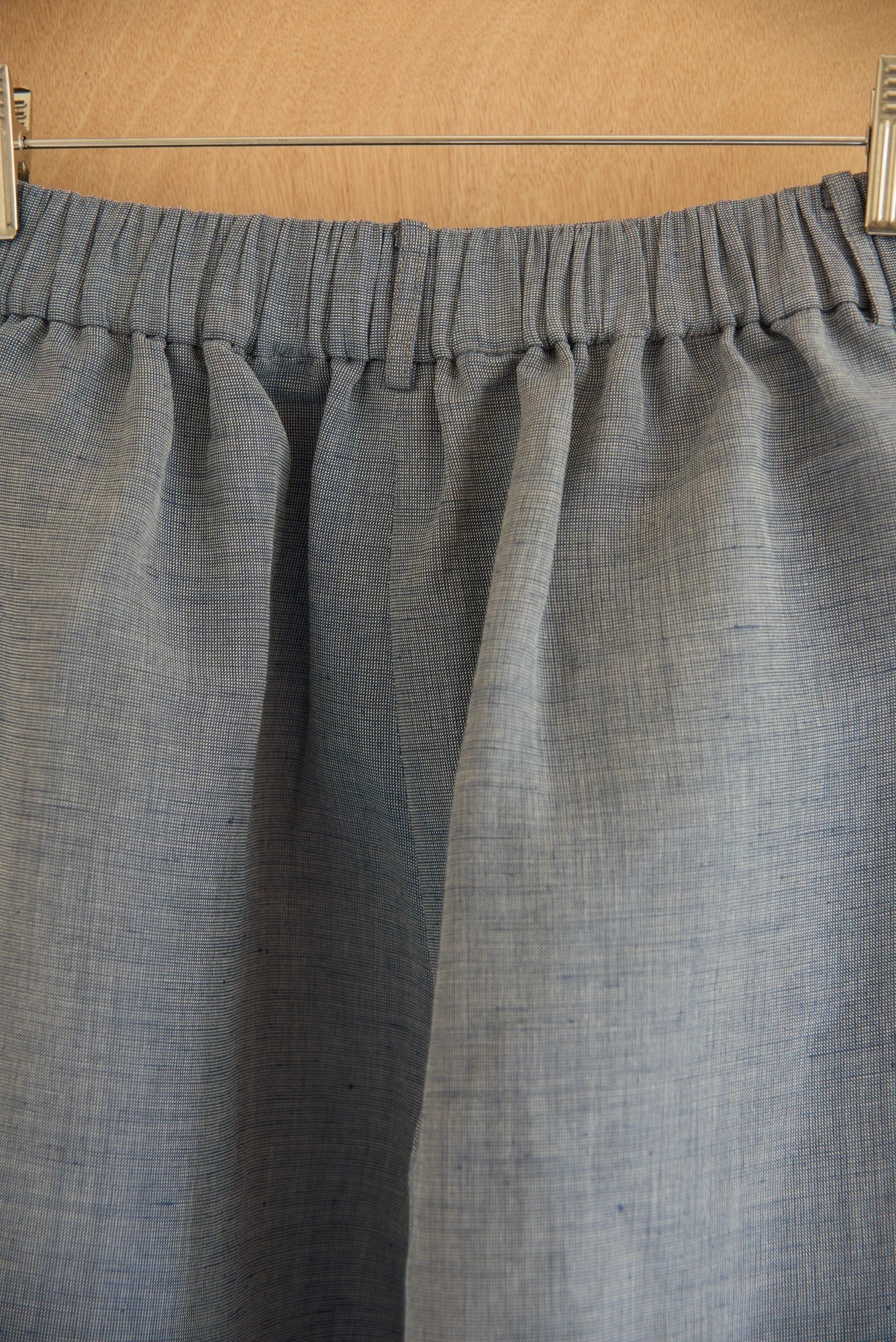 UNISECON Revi short in blue, detail view