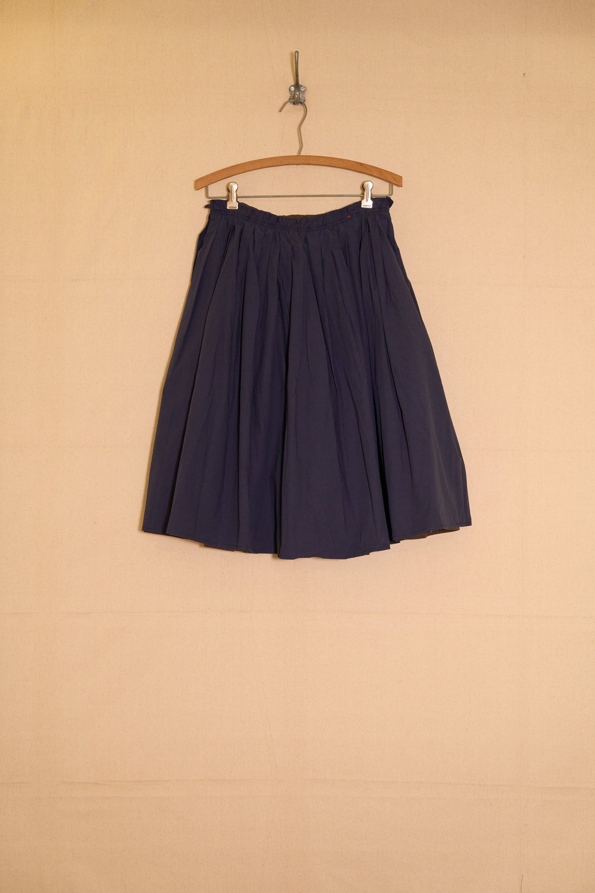 UNISECON Zora skirt in blue front view