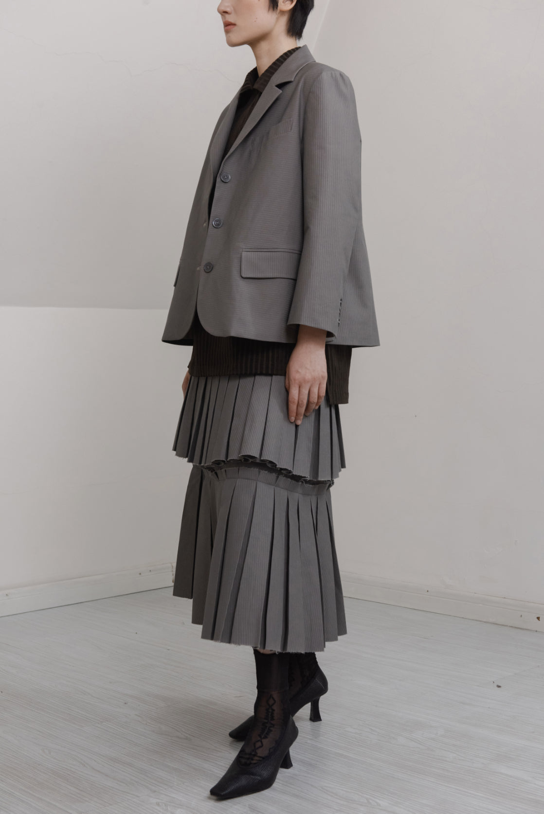 UNISECON AW21 Grey A-Line Jacket