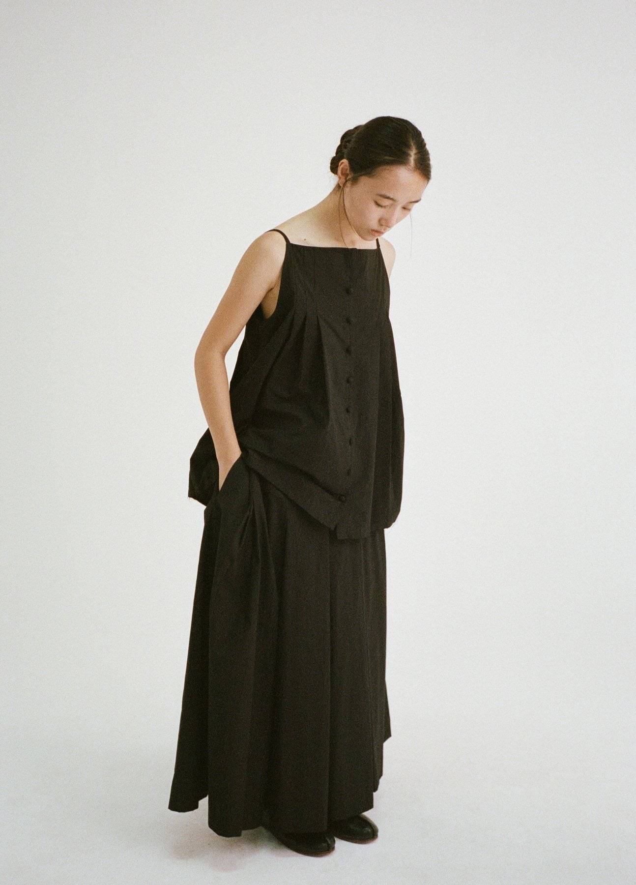 unisecon spring summer 2025 — small to big — lookbook photograph 20