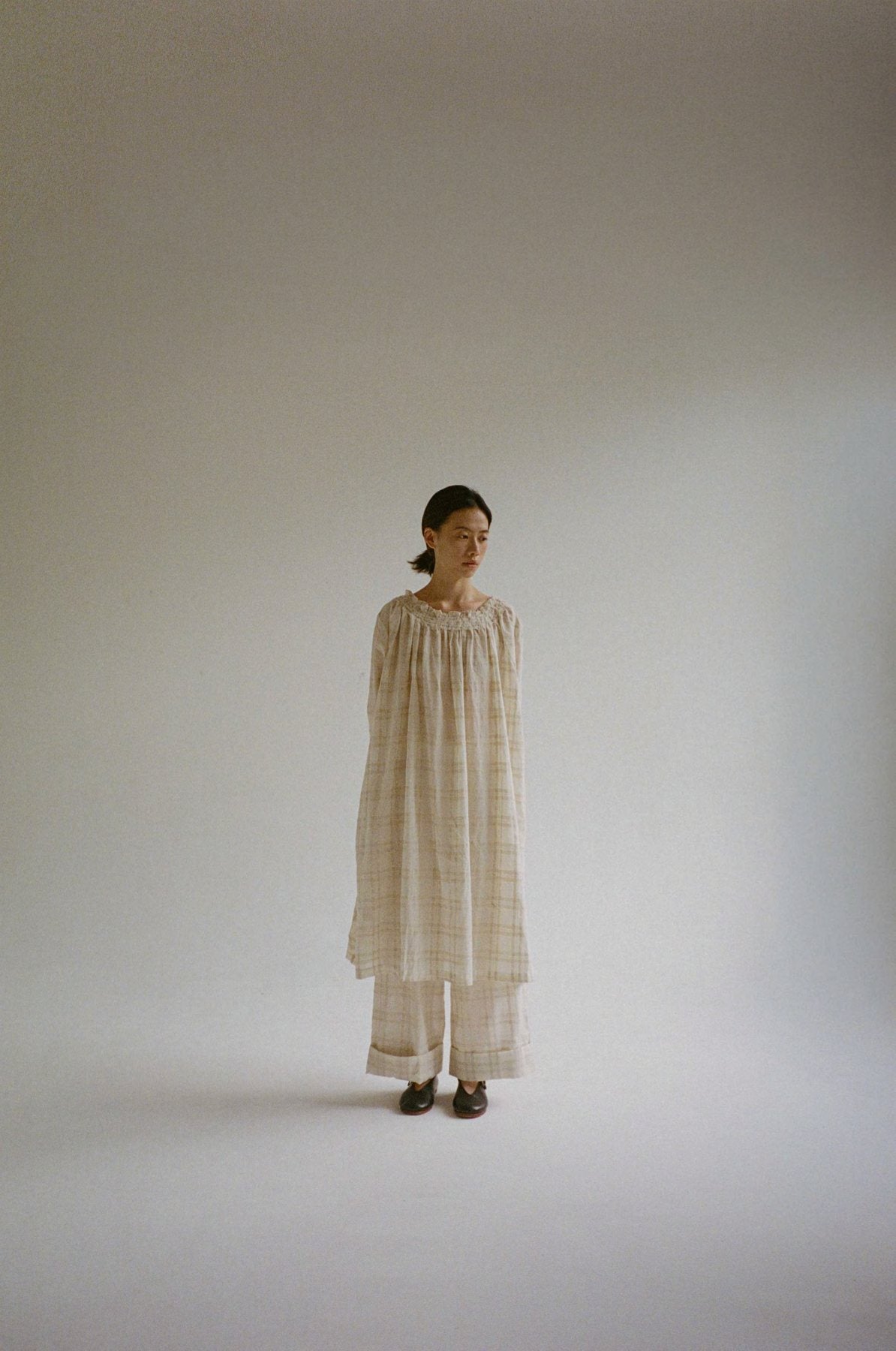 unisecon spring summer 2027 — sunning books — lookbook photograph 23
